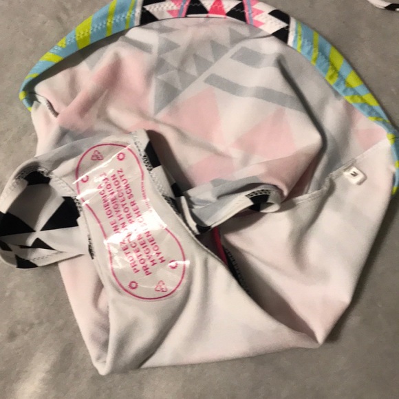 Aztec/tribal print high waisted bikini - Picture 4 of 4